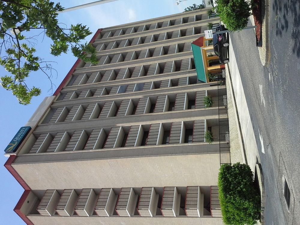 Quality Inn & Suites 파예트빌 외부 사진
